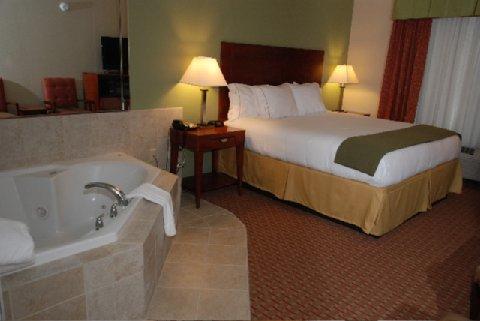 Express & By Ihg Hotel 3*