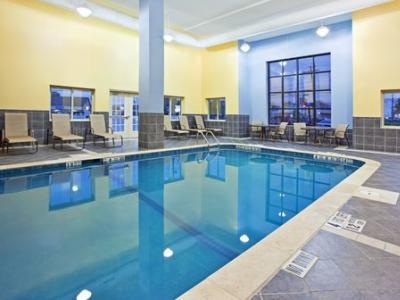 Express & By Ihg 3* Niagara Falls
